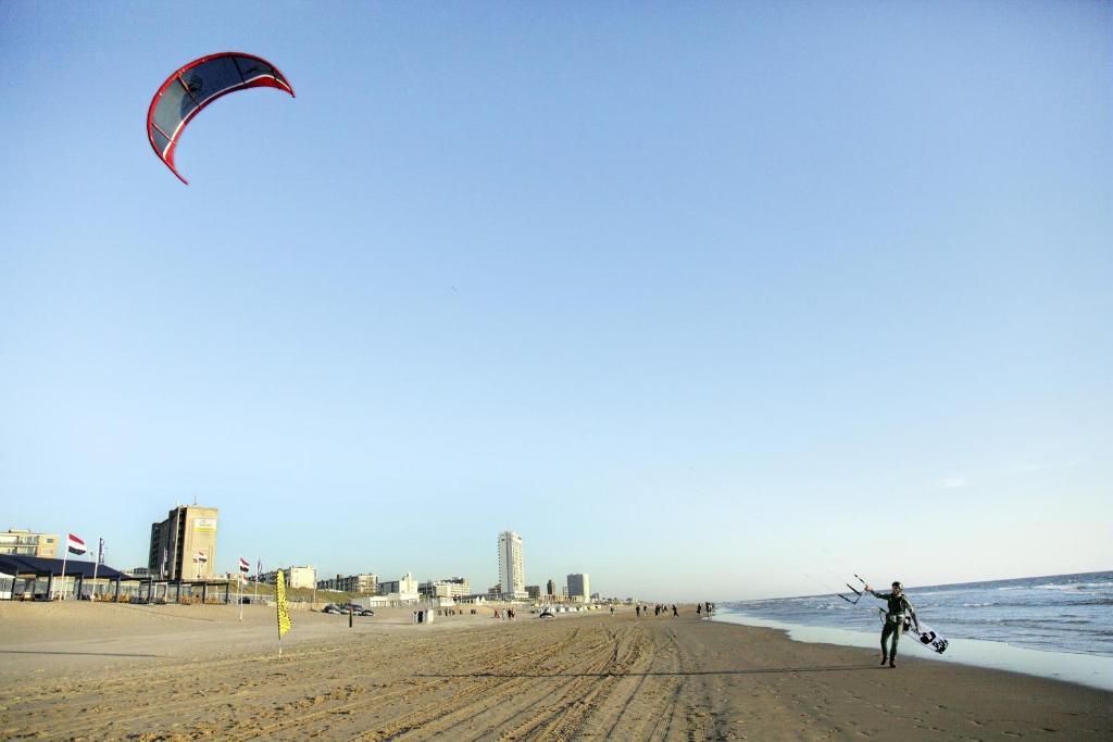 Beachhotel Zandvoort By Center Parcs ภายนอก รูปภาพ